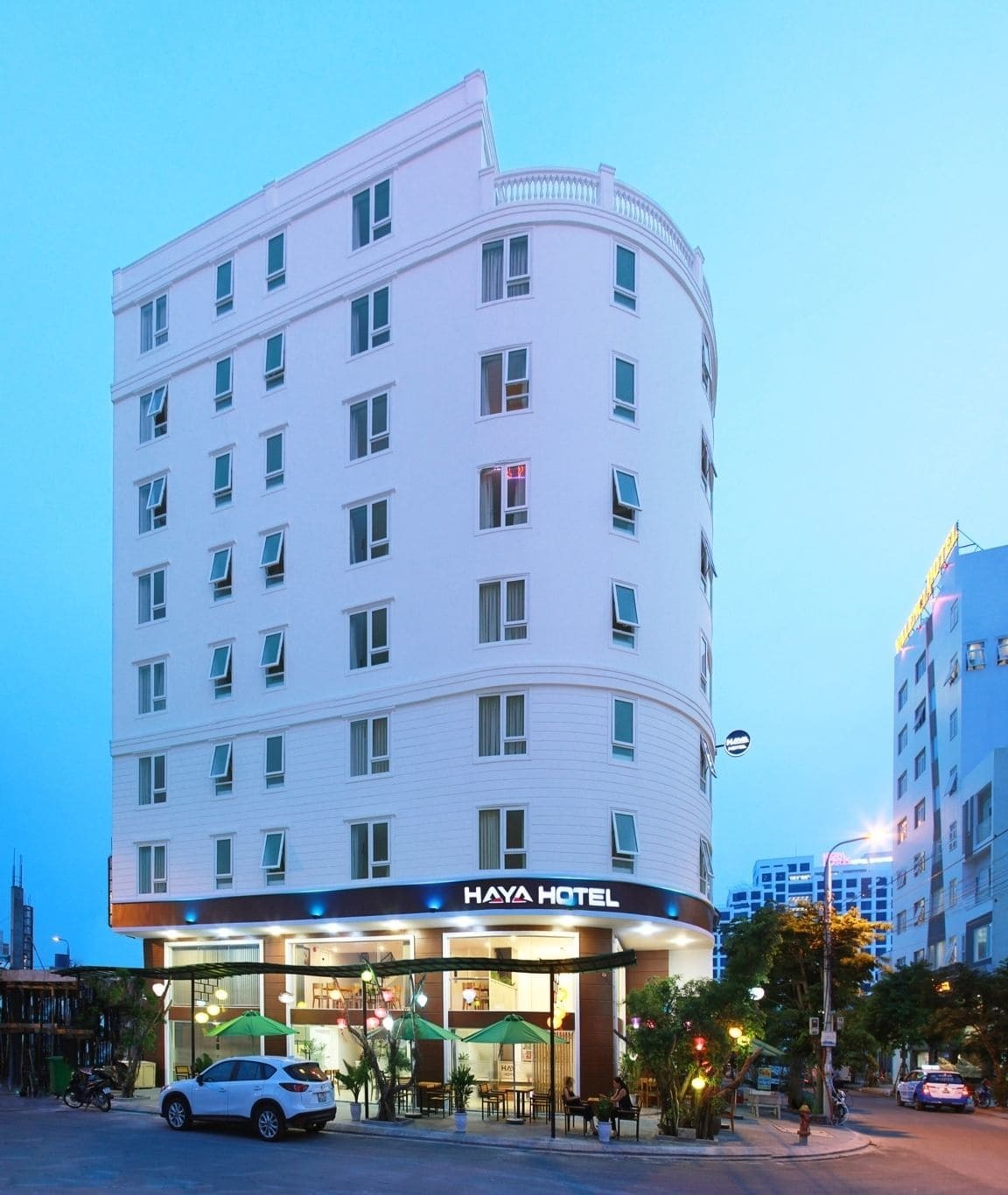 Haya Hotel Beach Дананг Екстериор снимка